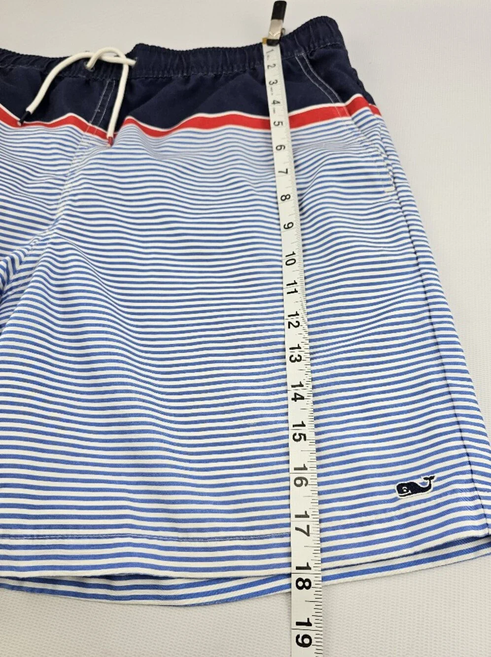 Vineyard Vines Blue Striped Swim Trunks Men's Size Medium